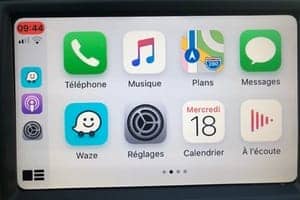 Sélection 10 apps Apple CarPlay : Waze, WhatsApp, Spotify…